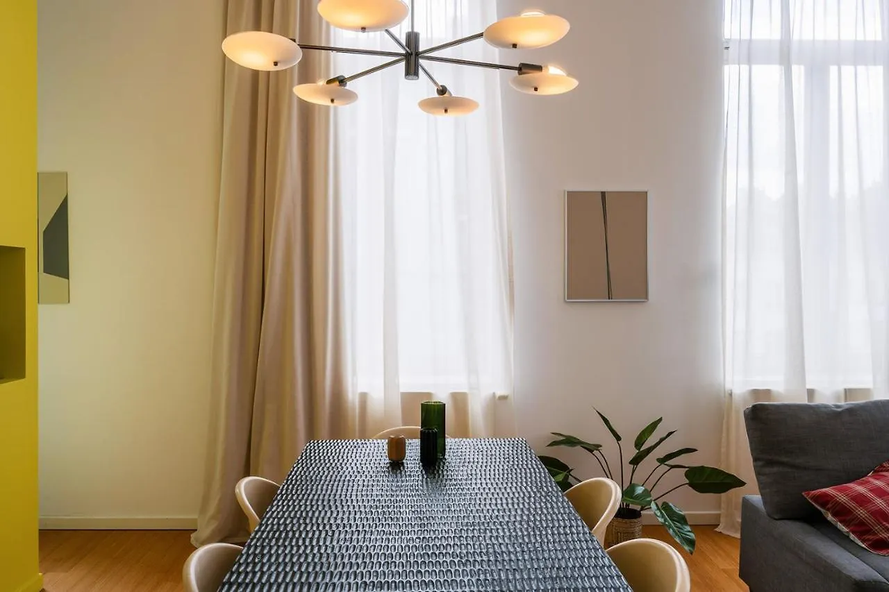 Smartflats - City Center Brussels Apartment